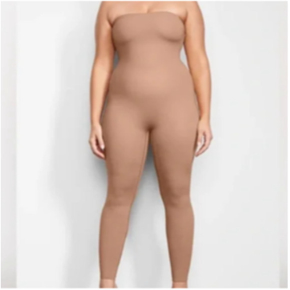 SKIMS All in One Sleeveless Jumpsuit Umber Full Body, 4X - Picture 1 of 11